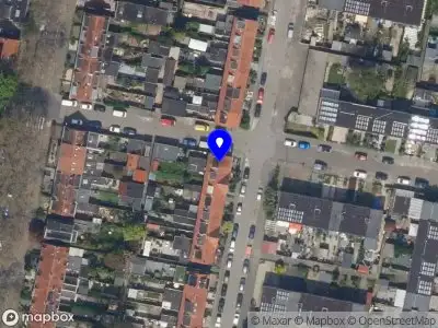 Ambulance met grote spoed naar de C.D.Tuinenburgstraat in Rotterdam