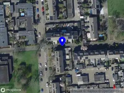 Ambulance met grote spoed naar de Deimospad in Spijkenisse