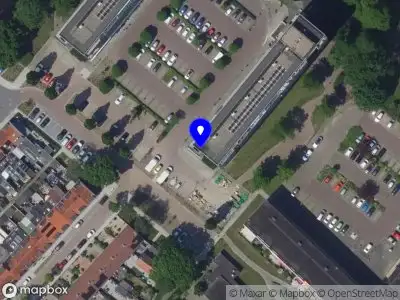 Ambulance met grote spoed naar de Gerbrandyplein in Zwijndrecht