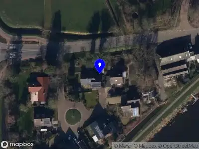 Politie met grote spoed naar de De Tinge in Appingedam vanwege steekincident