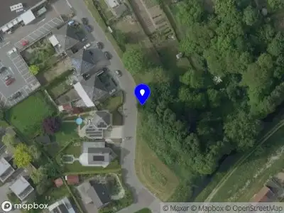 Brandweer en politie met grote spoed naar de Dorpsstraat in Heel vanwege waarnemen gaslucht