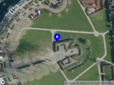 Brandweer met grote spoed naar de Kazemat in Zaltbommel vanwege gebouwbrand