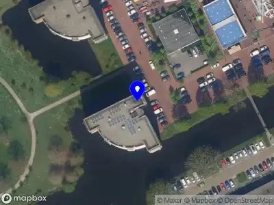 Ambulance met gepaste spoed naar de Lijstersingel in Capelle aan den IJssel