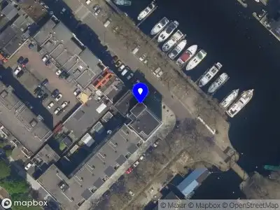 Ambulance met gepaste spoed naar de Nieuwe Haven in Schiedam