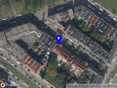 Ambulance met grote spoed naar de Maximiliaanstraat in Rotterdam