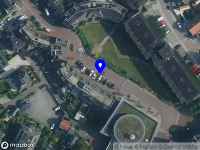 Ambulance met grote spoed naar de Vondelstraat in Ouderkerk aan de Amstel