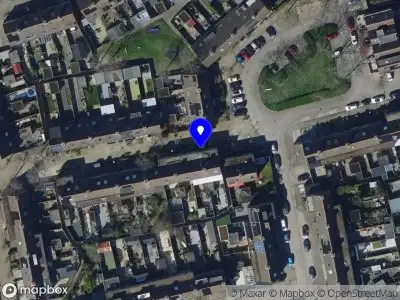 Ambulance met grote spoed naar de Handlog in Hellevoetsluis