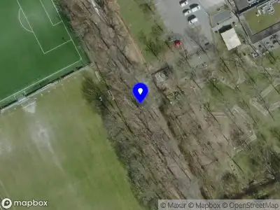 Brandweer met gepaste spoed naar de Oude Bossche Baan in Eindhoven vanwege een buitenbrand