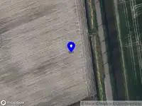 Politie met grote spoed naar de Onderdendamsterweg in Warffum vanwege voertuigen te water