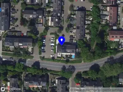 Ambulance met grote spoed naar de Boogschutter in Dordrecht