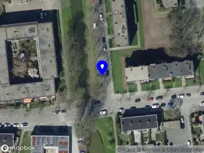 Ambulance met gepaste spoed naar de Ellemare in Rotterdam