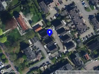 Brandweer met grote spoed naar de Oosteinderweg in Aalsmeer vanwege waarnemen gaslucht