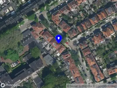 Ambulance met grote spoed naar de Frans Halsstraat in Zaandam