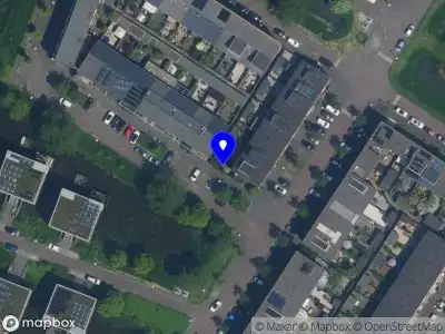 Brandweer met grote spoed naar de Dinarpromenade in Amsterdam vanwege stankoverlast