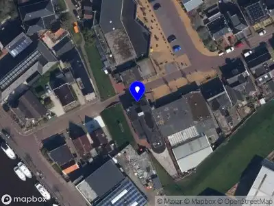 Brandweer met grote spoed naar de Dorpsplein in Zoutkamp