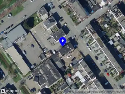 Brandweer met gepaste spoed naar de B. de Roijstraat in Spijkenisse