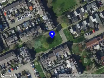 Ambulance met grote spoed naar de Mendelssohnplantsoen in Zwijndrecht