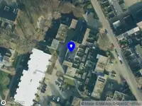 Brandweer met grote spoed naar de August Vördingstraat in Hengelo vanwege afhijsen patient