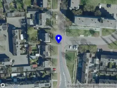 Brandweer met grote spoed naar de Geulweg in 's-Hertogenbosch vanwege voertuigbrand