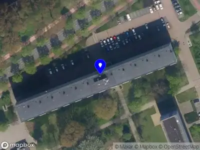 Ambulance met grote spoed naar de Bernweg in Vlaardingen