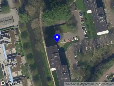 Ambulance met grote spoed naar de Akkerwinde in Capelle aan den IJssel