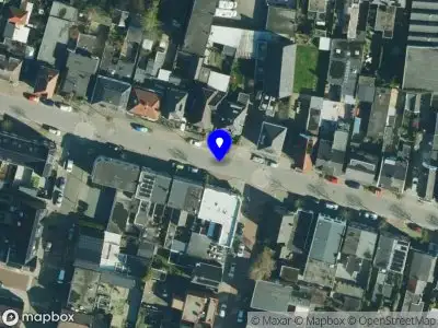 Brandweer met gepaste spoed naar de Billitonstraat in Enschede vanwege een liftopsluiting