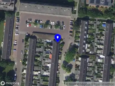 Ambulance met grote spoed naar de Aldebaranhof in Dordrecht