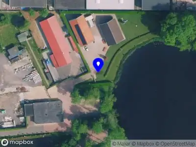 Politie naar de Hasselterdijk in Genemuiden vanwege aanrijding met letsel