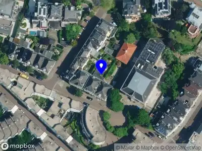 Brandweer met gepaste spoed naar de Brinkpoortplein in Deventer vanwege stankoverlast