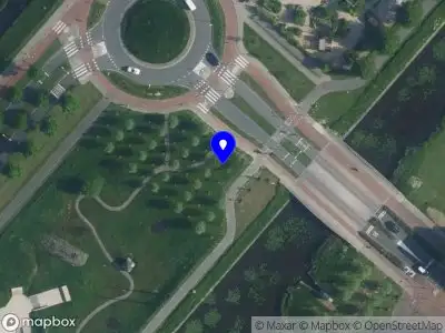 Brandweer met gepaste spoed naar de Deltaweg in Hoofddorp vanwege een buitenbrand