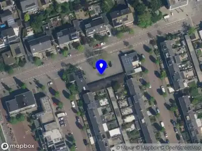 Brandweer met grote spoed naar de Lorentzstraat in Zandvoort vanwege voertuigbrand