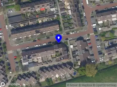 Ambulance met grote spoed naar de Het Corteland in Rijnsburg