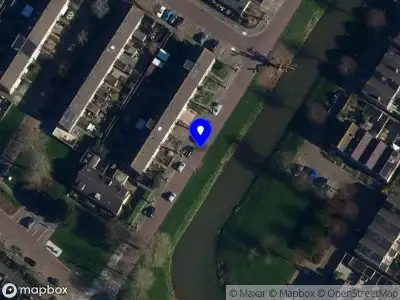 Brandweer met grote spoed naar de Oester in Middenmeer vanwege middelgrote brand