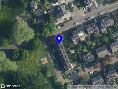 Ambulance met gepaste spoed naar de Oudheusdenstraat in Badhoevedorp