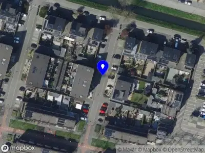 112 melding Ambulance met gepaste spoed naar de Paganinistraat in Oud-Beijerland