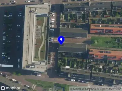 Ambulance met grote spoed naar de Jonagoldstraat in Amsterdam