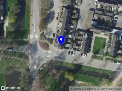 Ambulance met grote spoed naar de Kerkweg in Zwijndrecht