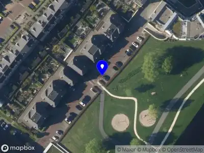 Ambulance met gepaste spoed naar de Harry Mulischstraat in Voorschoten