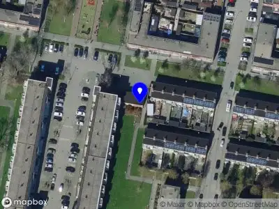 Ambulance met gepaste spoed naar de Melissantstraat in Rotterdam