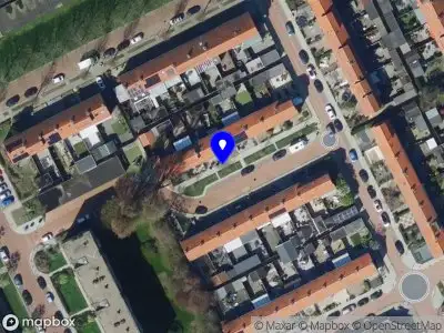 Ambulance met grote spoed naar de Jacob van Lennepstraat in Spijkenisse
