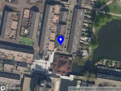 Ambulance met gepaste spoed naar de Borndiep in Capelle aan den IJssel