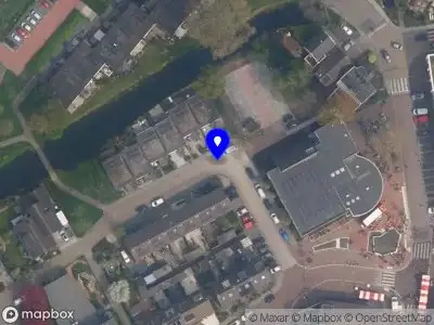 Ambulance met grote spoed naar de Vlaggemansdreef in Bergschenhoek
