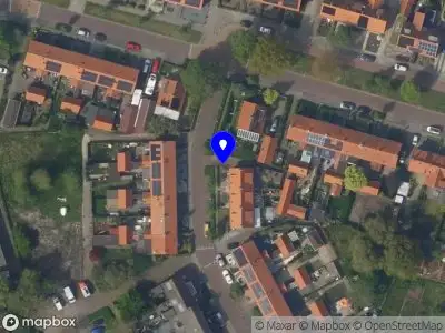 Brandweer met gepaste spoed naar de Van Delenstraat in Nijkerk vanwege schoorsteenbrand