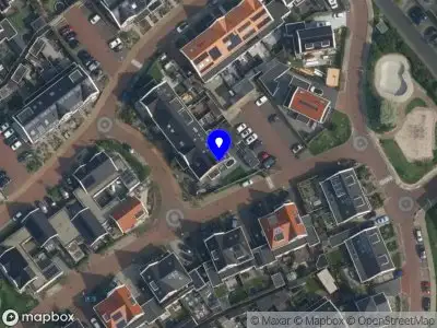 Ambulance met grote spoed naar de Tapijtschelp in Monster