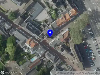 Politie naar de Venlosepoort in Roermond vanwege aanrijding met letsel