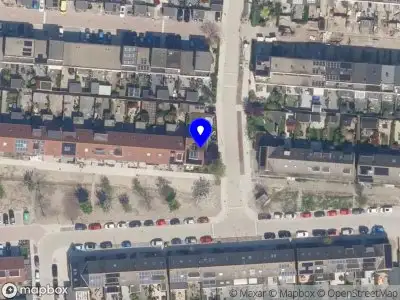 Ambulance met grote spoed naar de De Akkers in Schiedam