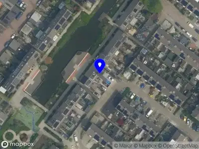 Ambulance met grote spoed naar de Rozenplantsoen in Moordrecht