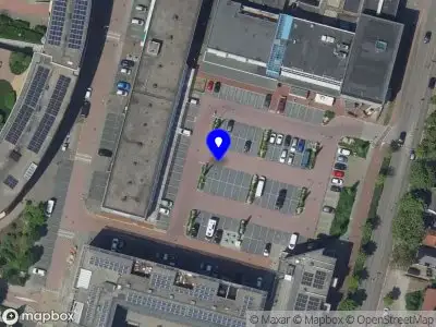 Ambulance met grote spoed naar de Bonkelaarplein in Sliedrecht