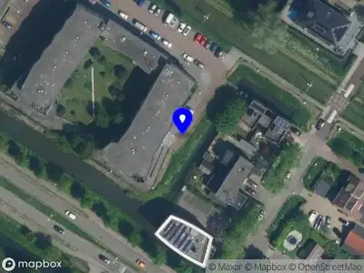 Ambulance met grote spoed naar de Dachstein in Amsterdam