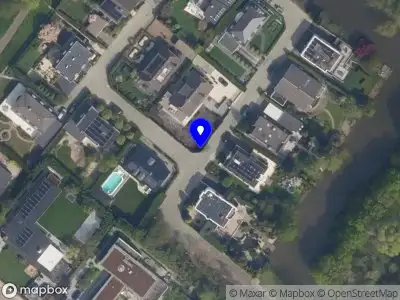 112 melding Ambulance met gepaste spoed naar de Hendrik Andriessenlaan in Rotterdam